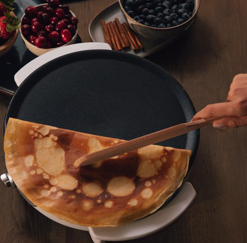 Crêpière électrique de 1200 W avec revêtement antiadhésif et puissance ajustable / 8034